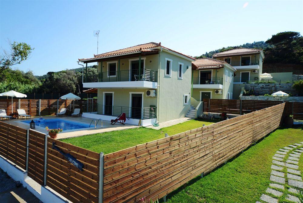 Aselinos Suites Κουκουναριές Εξωτερικό φωτογραφία