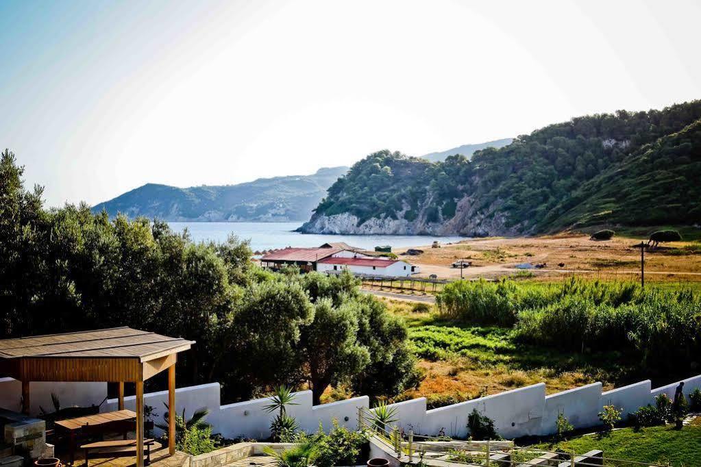 Aselinos Suites Κουκουναριές Εξωτερικό φωτογραφία