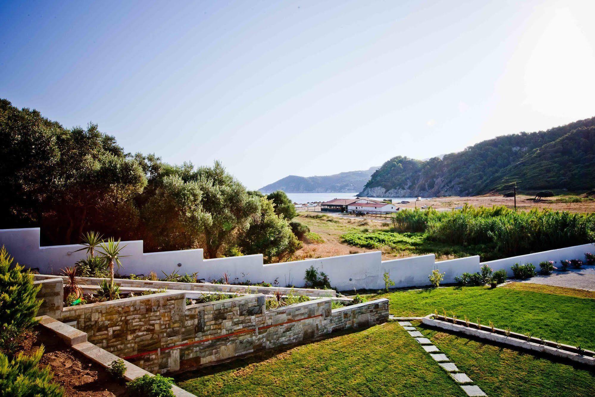 Aselinos Suites Κουκουναριές Εξωτερικό φωτογραφία