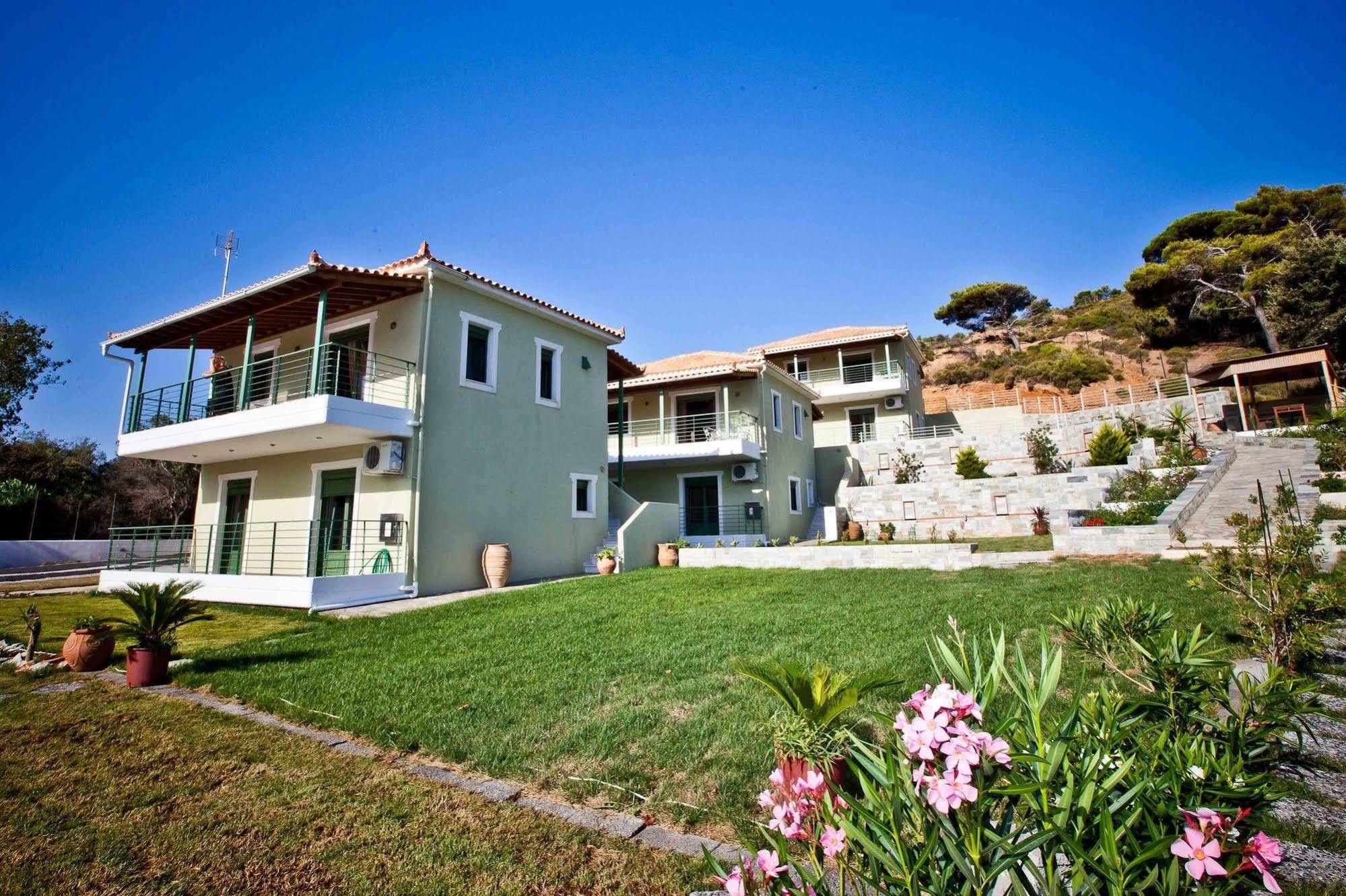 Aselinos Suites Κουκουναριές Εξωτερικό φωτογραφία